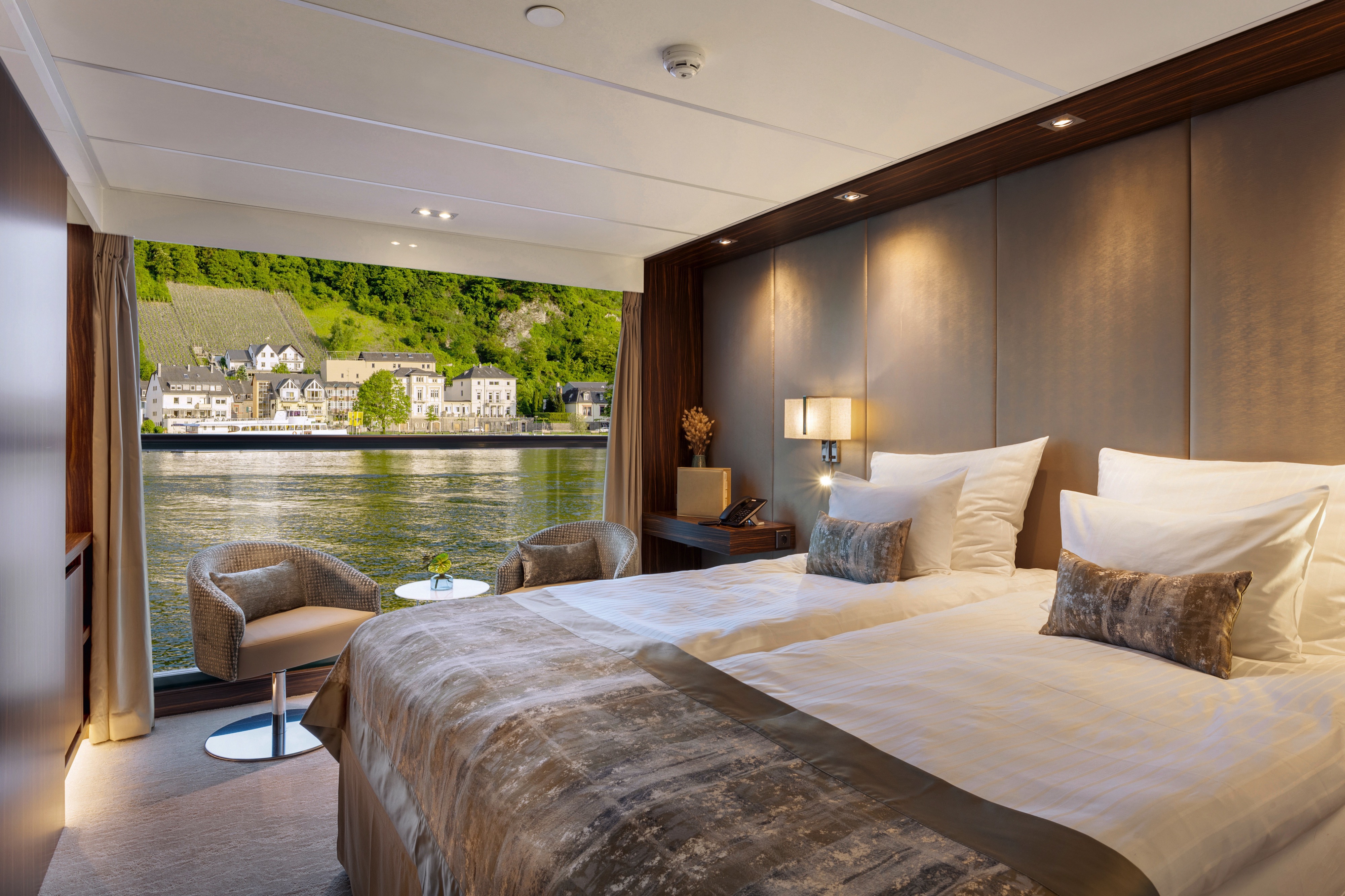 AMADEUS Imperial 16