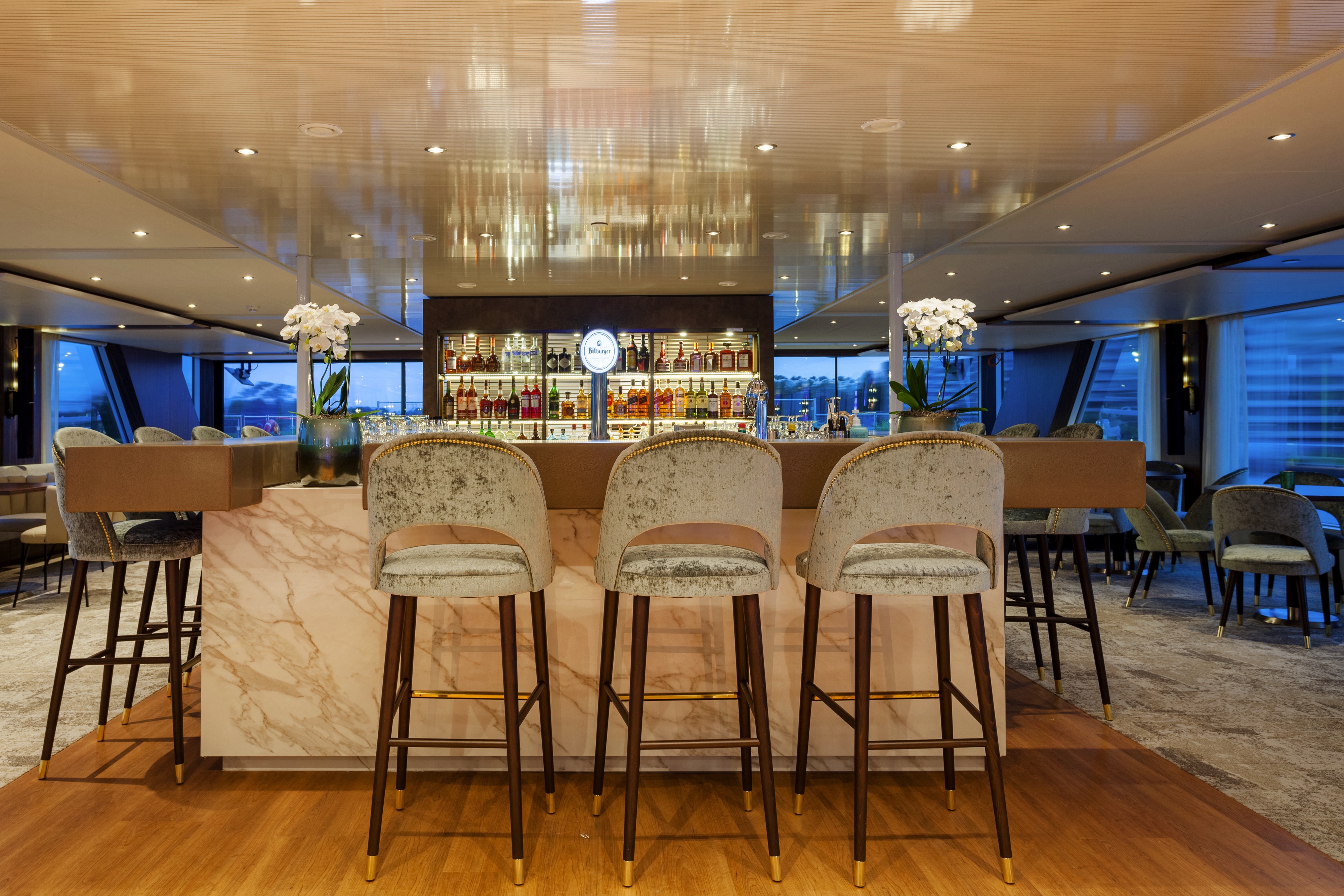 AMADEUS Imperial 8