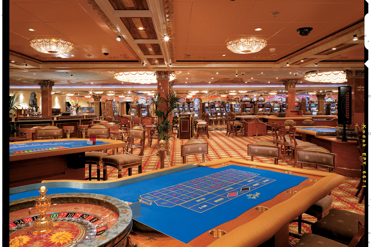 Carnival Spirit 13