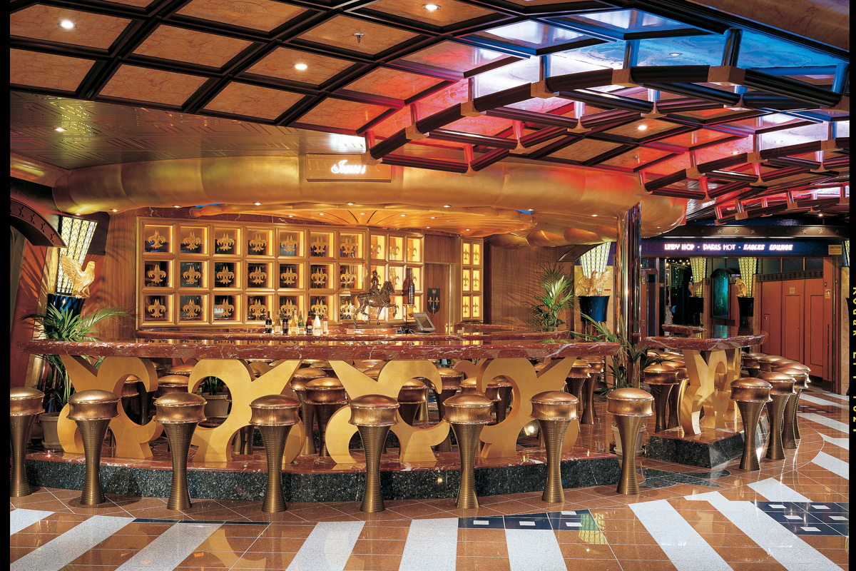 Carnival Valor 11