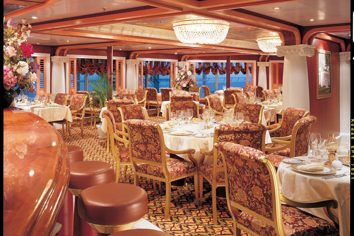 Carnival Valor 4
