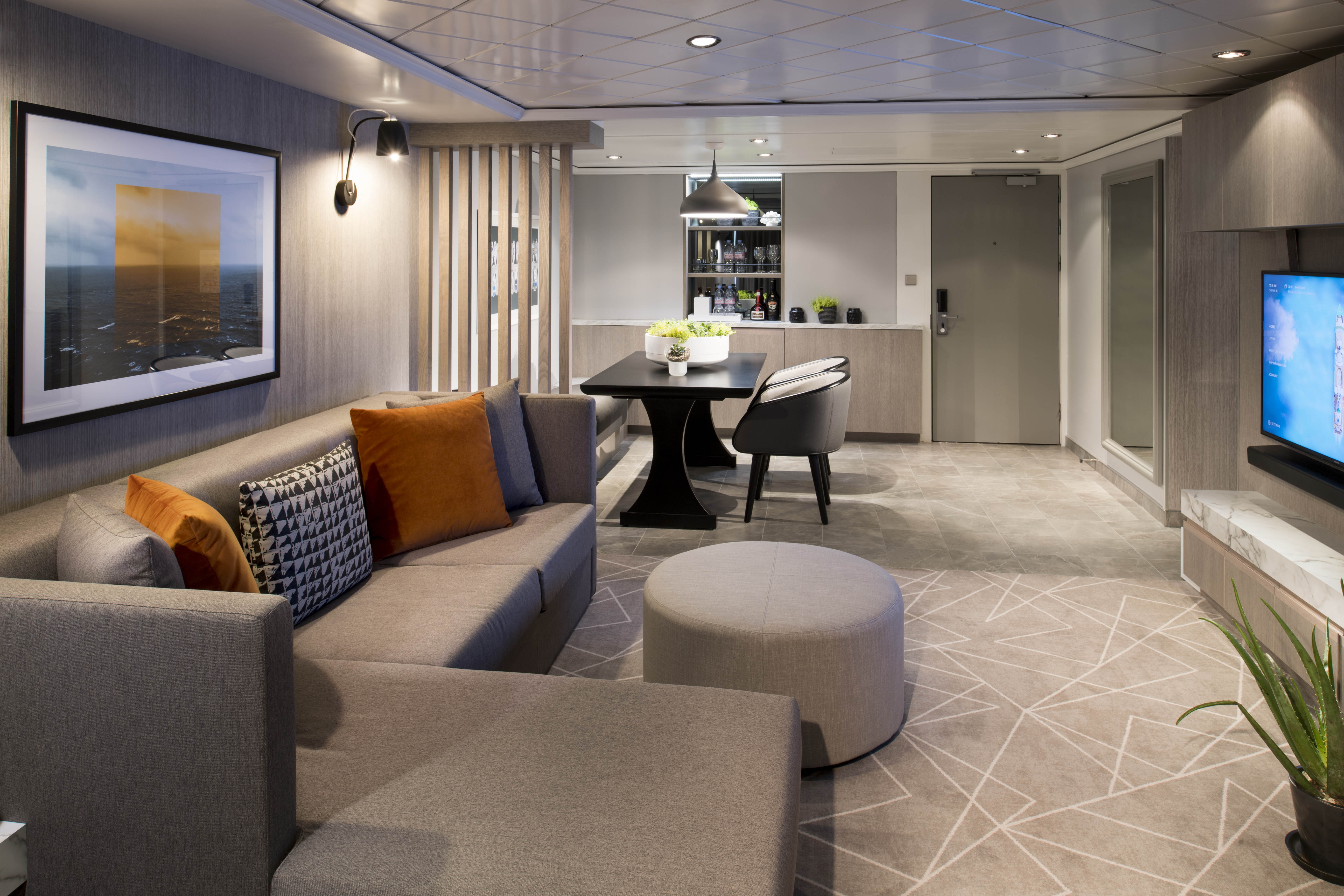 Celebrity Summit 43