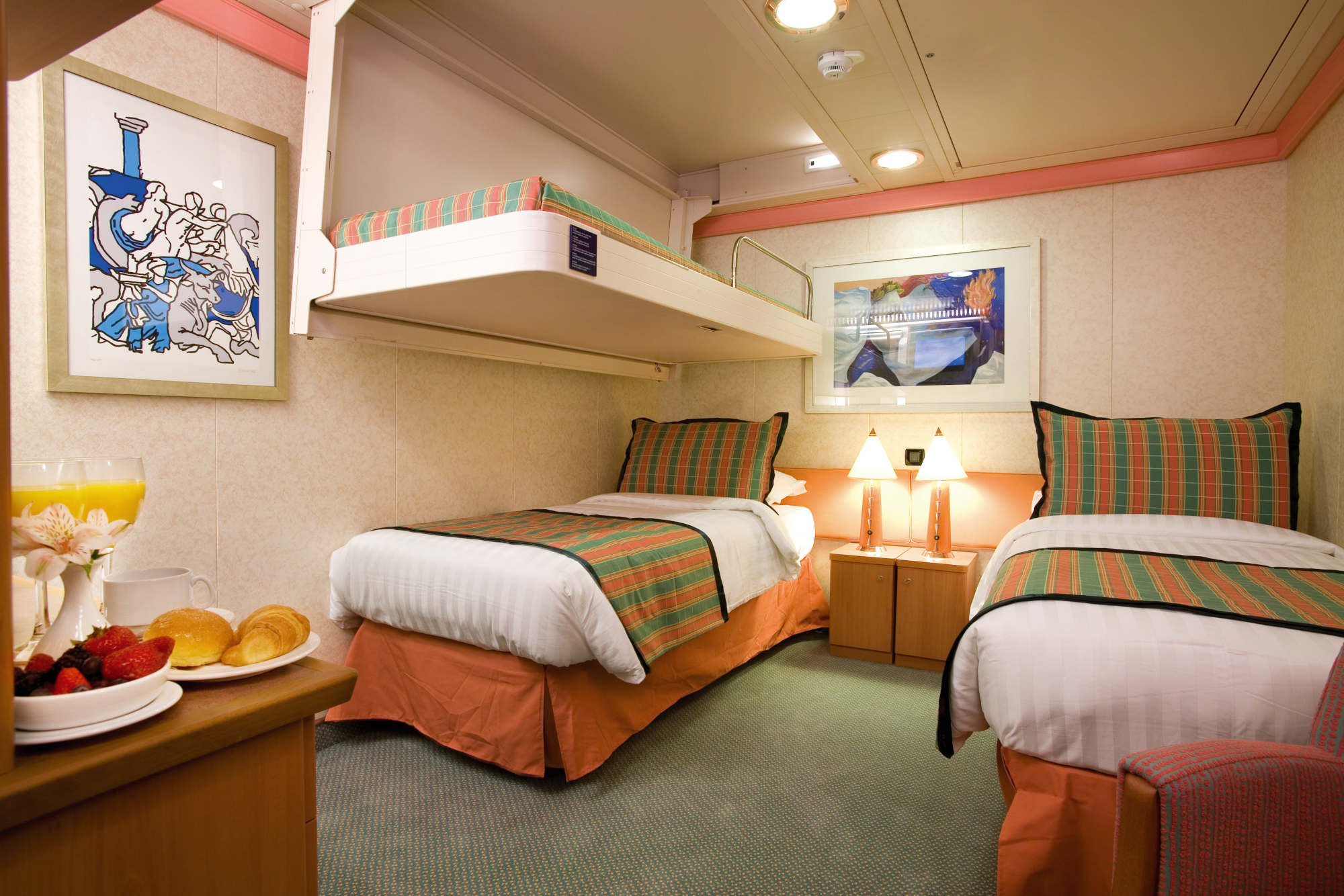 Costa Serena 32