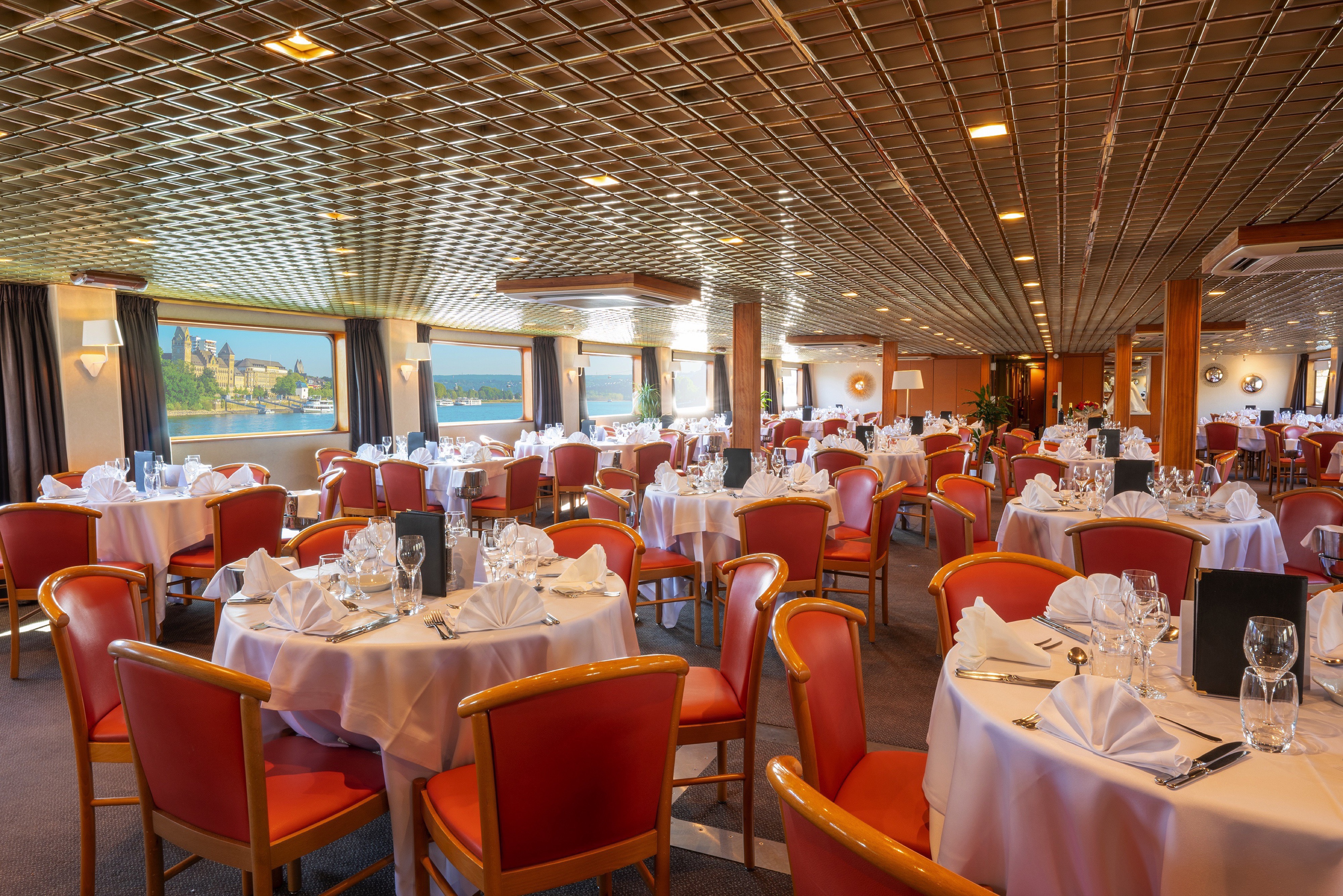 MS L'Europe 4