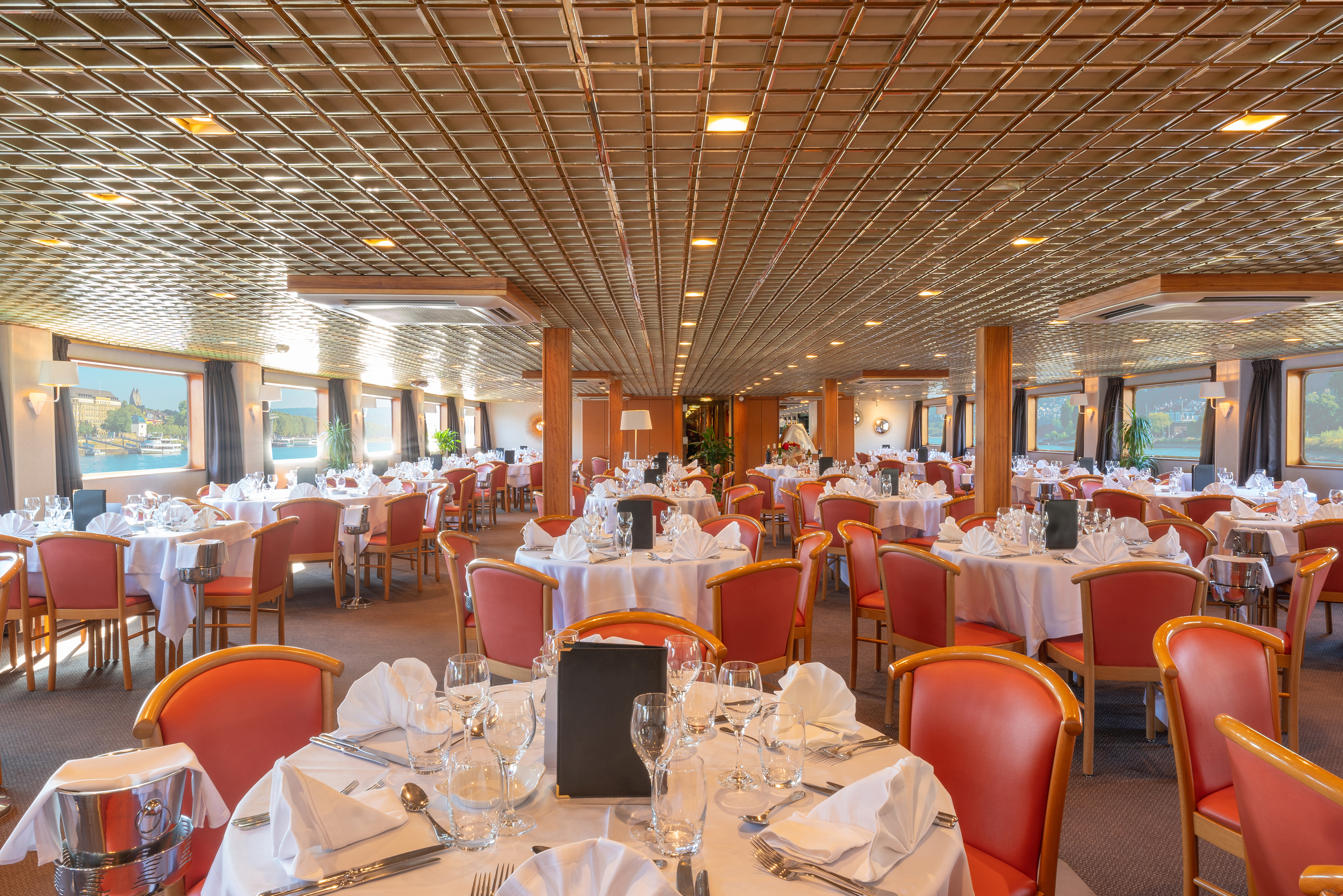 MS L'Europe 5