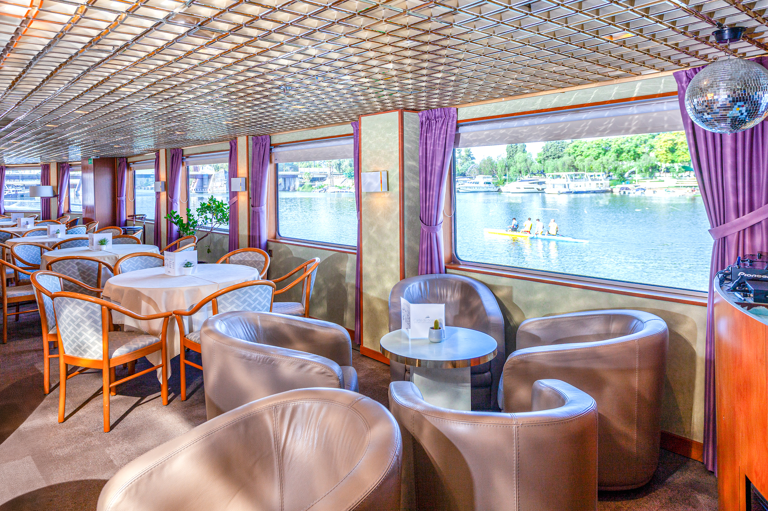 MS La Belle de Cadix 18