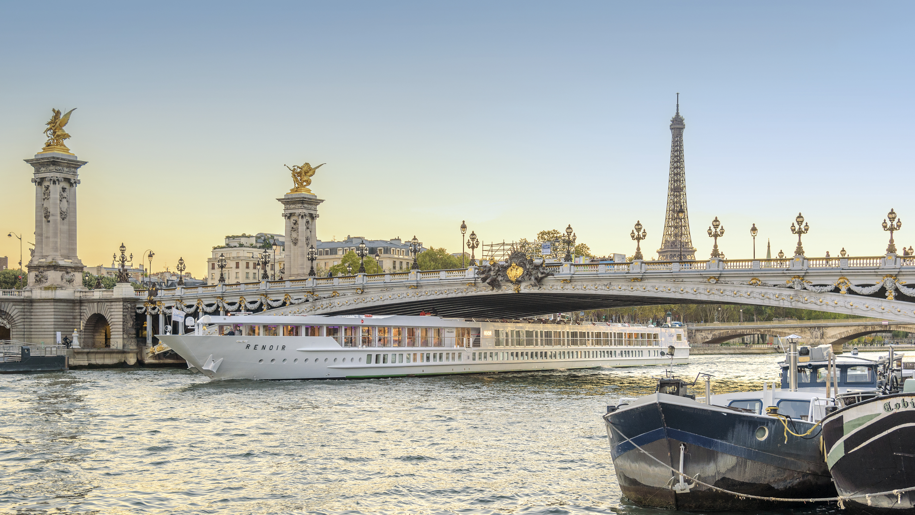 MS Renoir 1