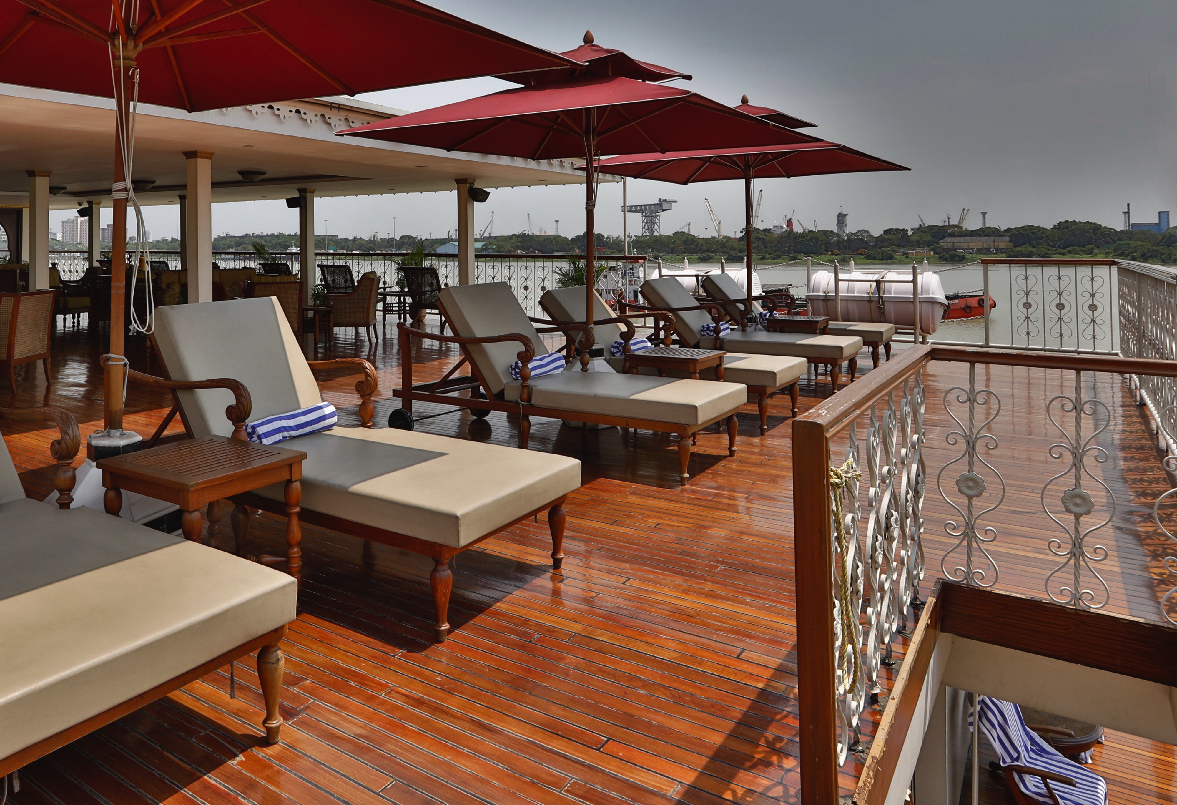 RV Ganges Voyager 5