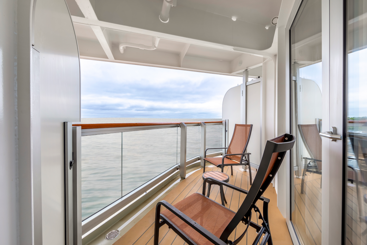Queen Anne 50