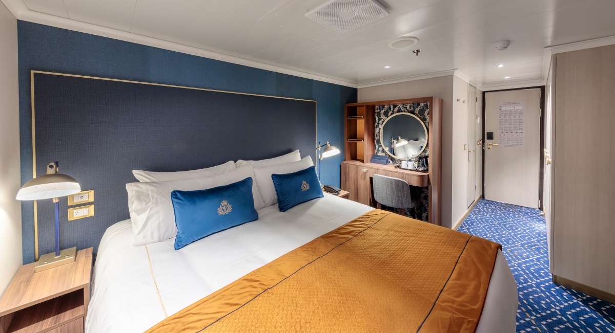 Queen Anne 30