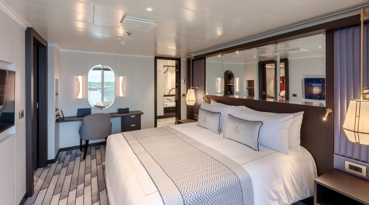 Queen Anne 75