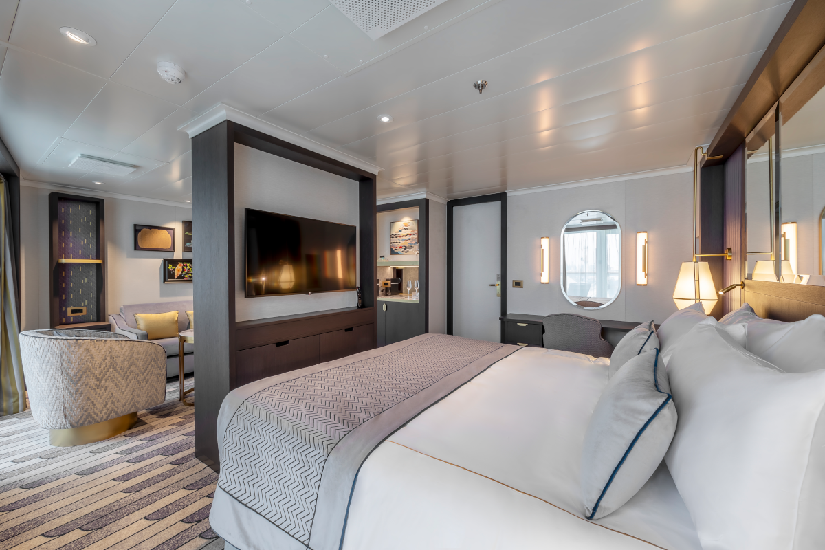 Queen Anne 81
