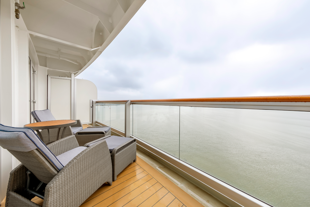 Queen Anne 82