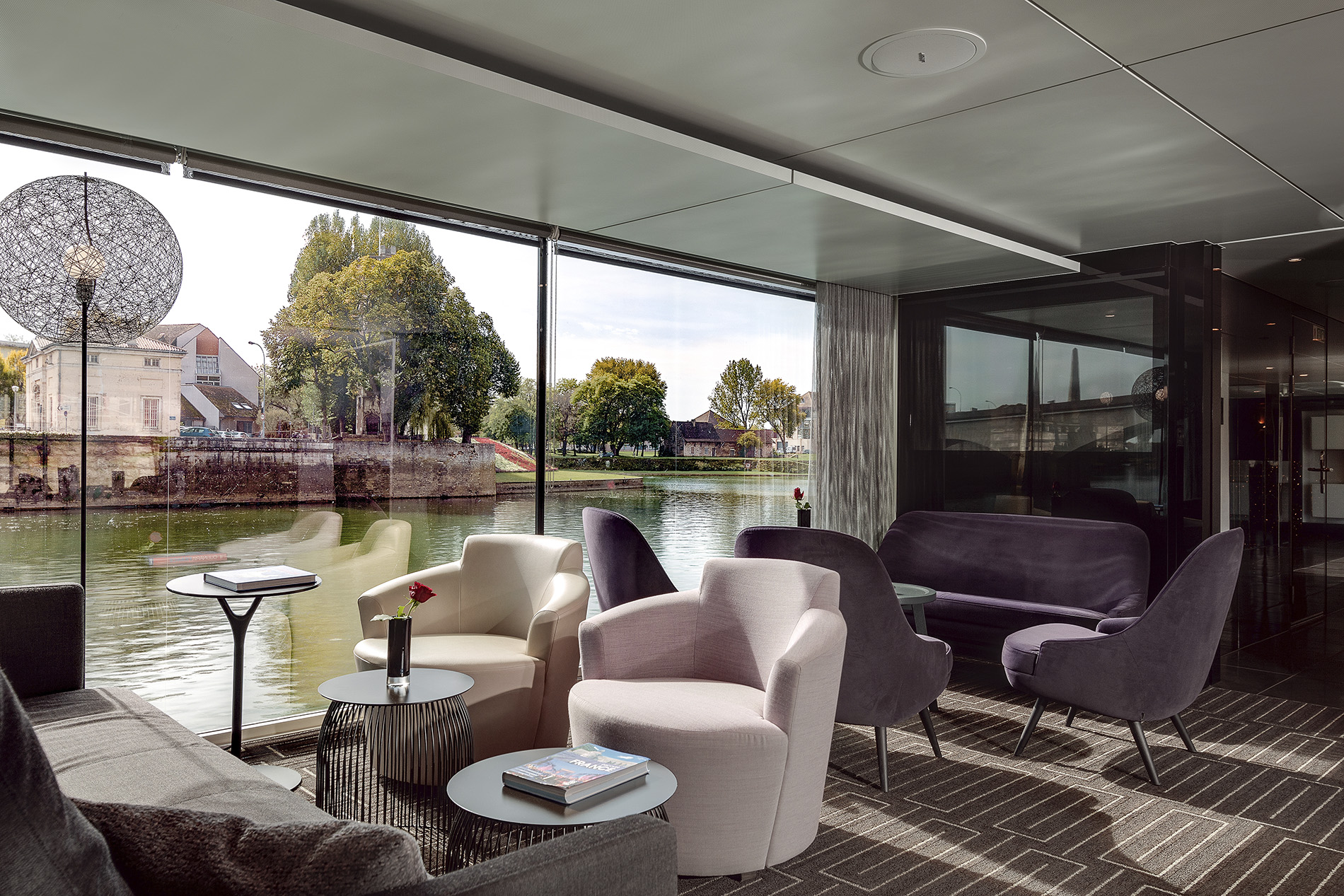 Emerald Liberte 23