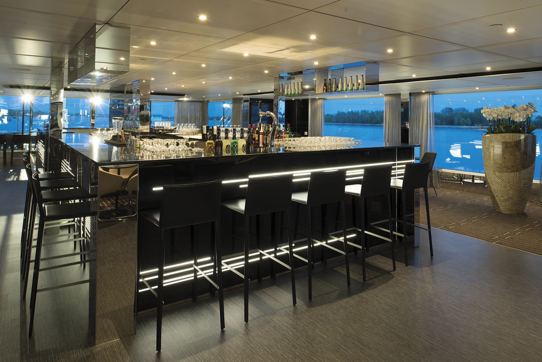 Emerald Star 21