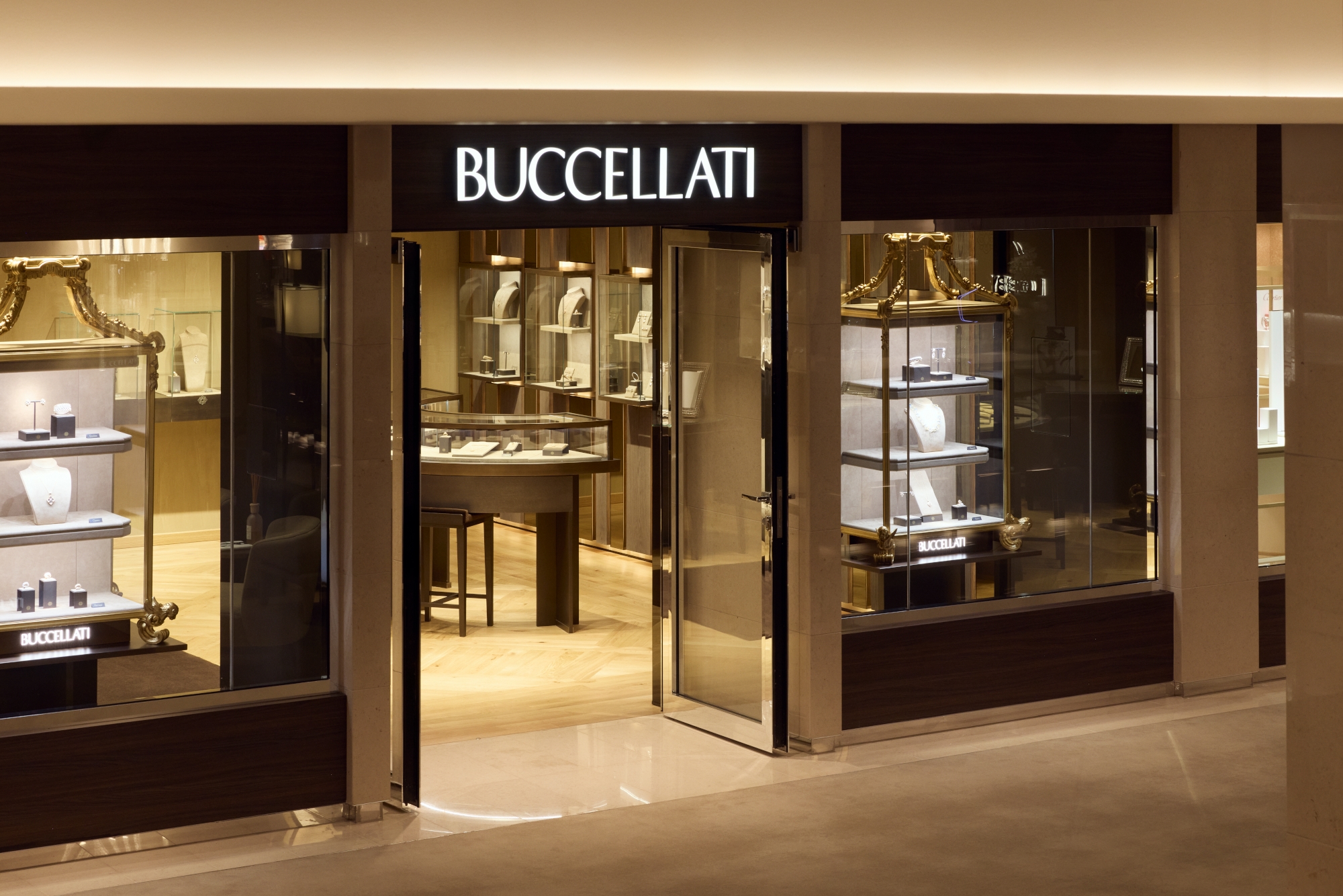 Explora II 36