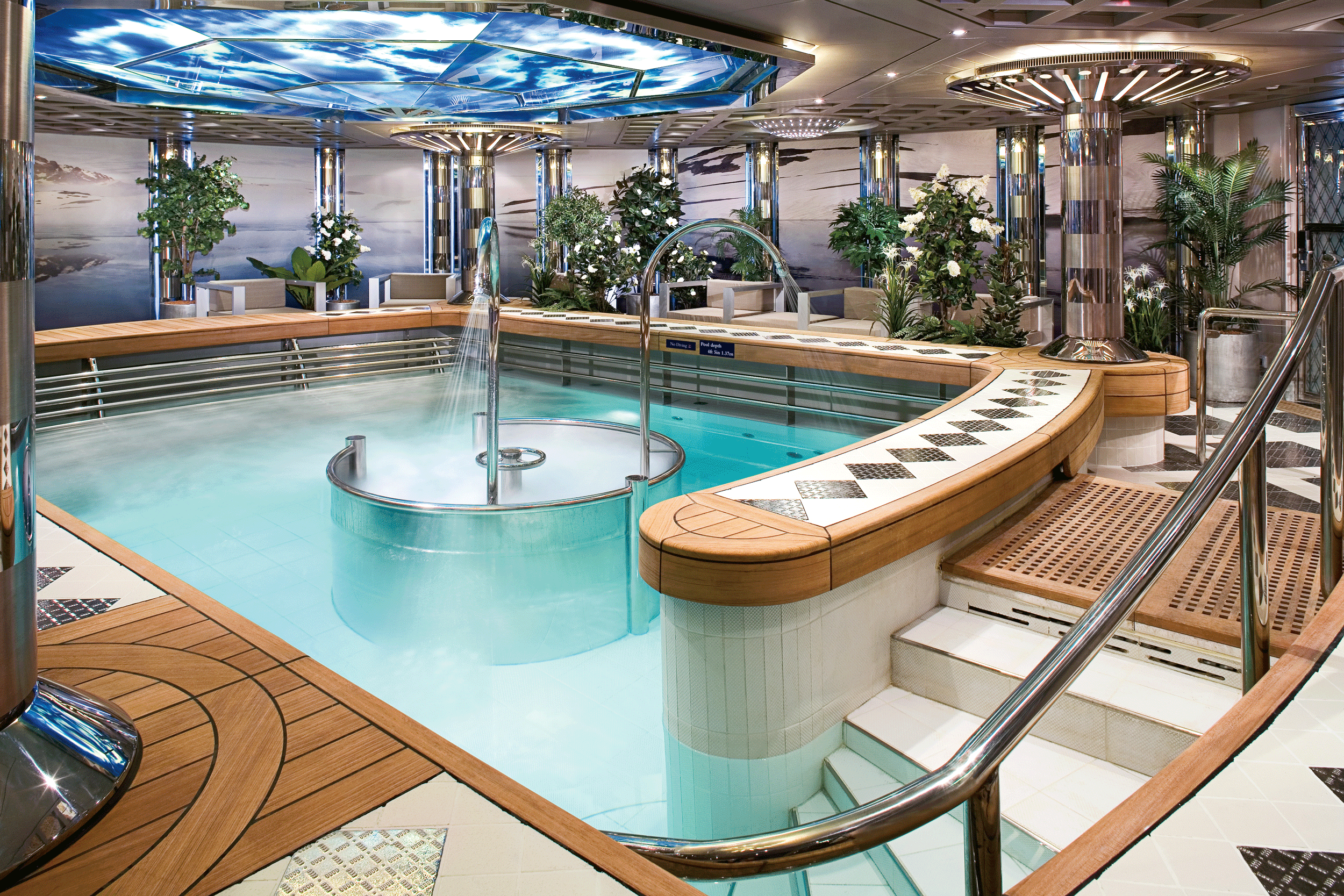 Eurodam 4