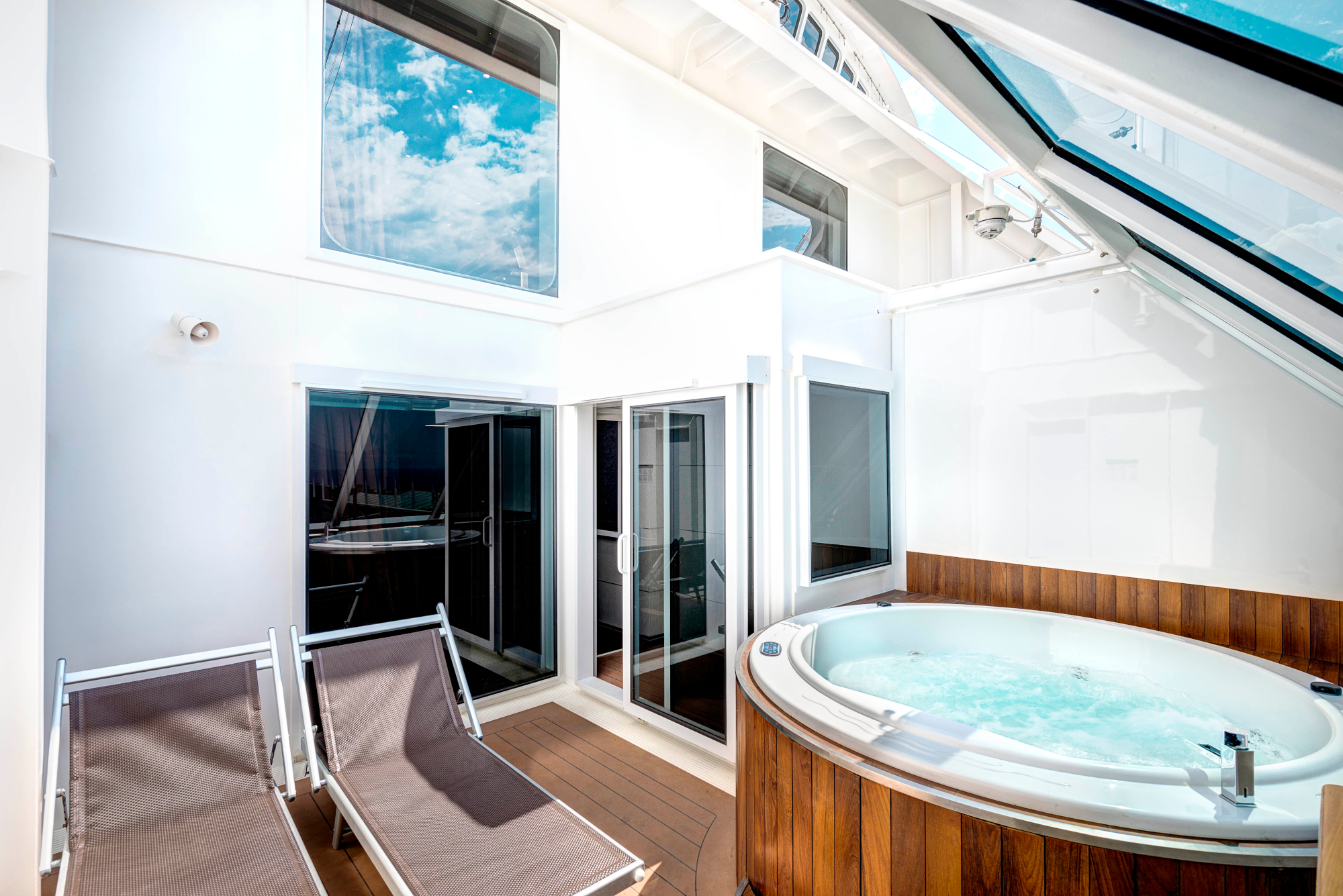 MSC Bellissima 31
