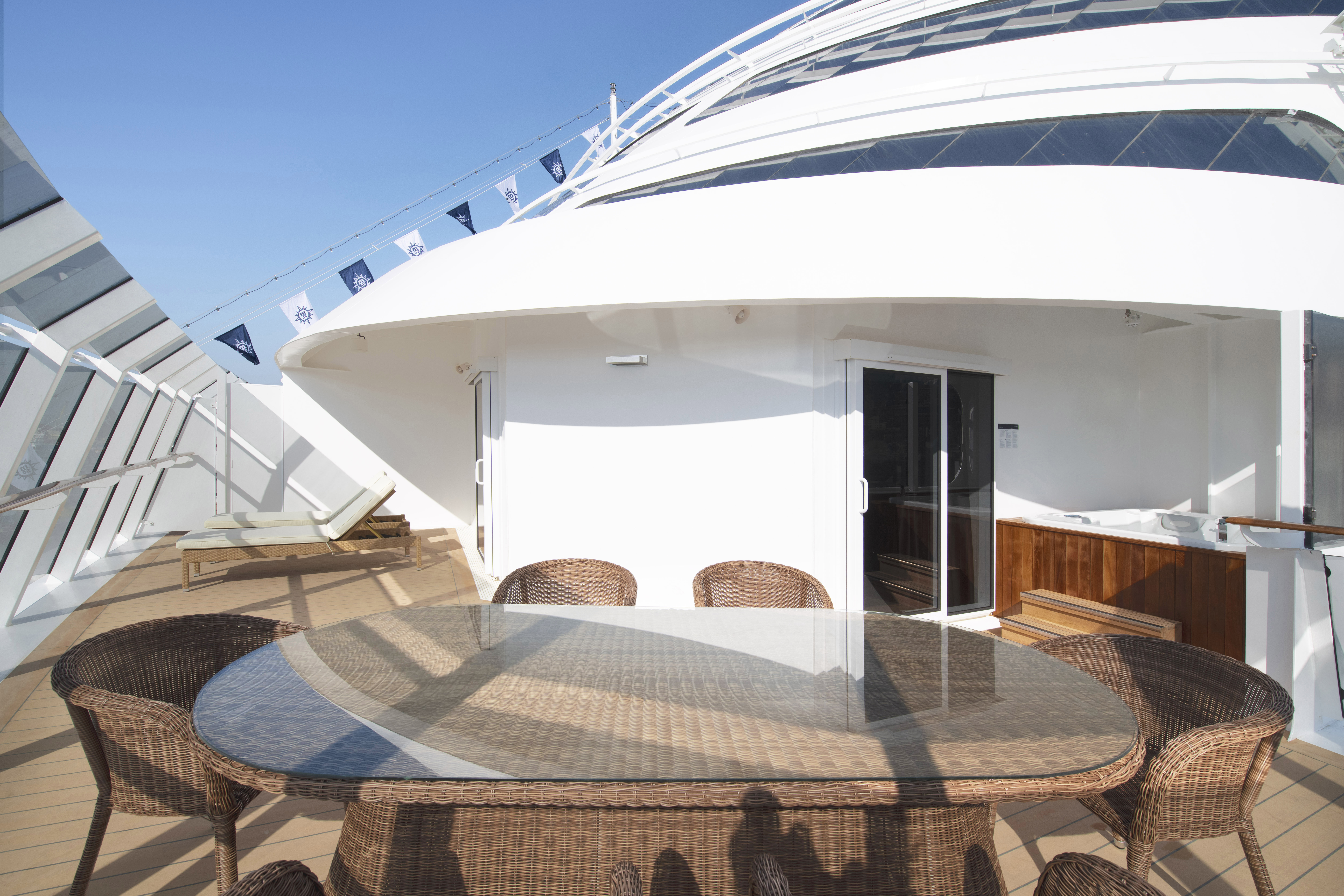 MSC Bellissima 36