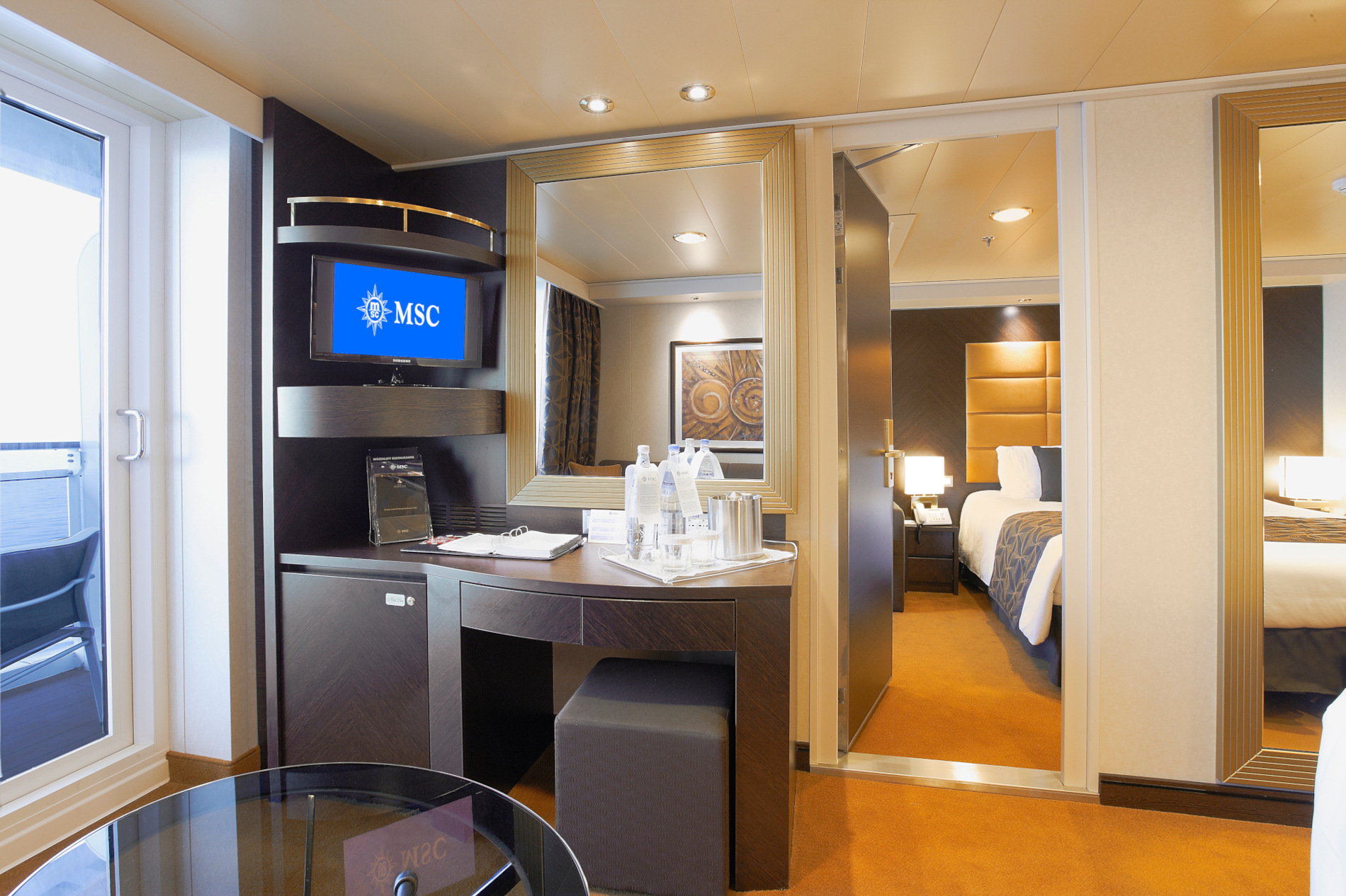 MSC Divina 32