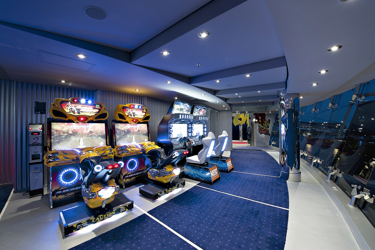 MSC Divina 20