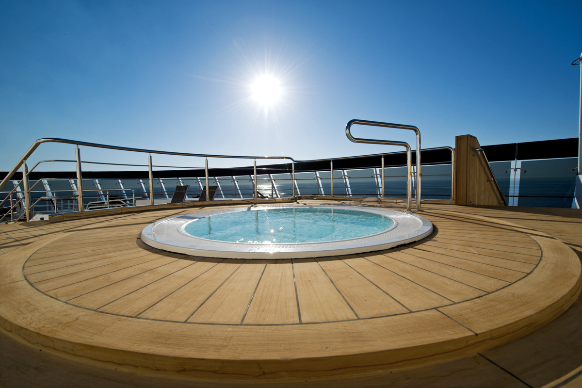 MSC Divina 5