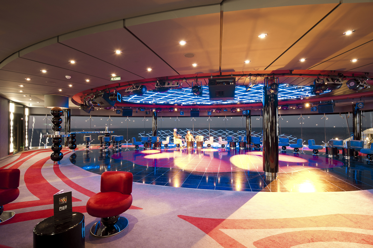 MSC Divina 10