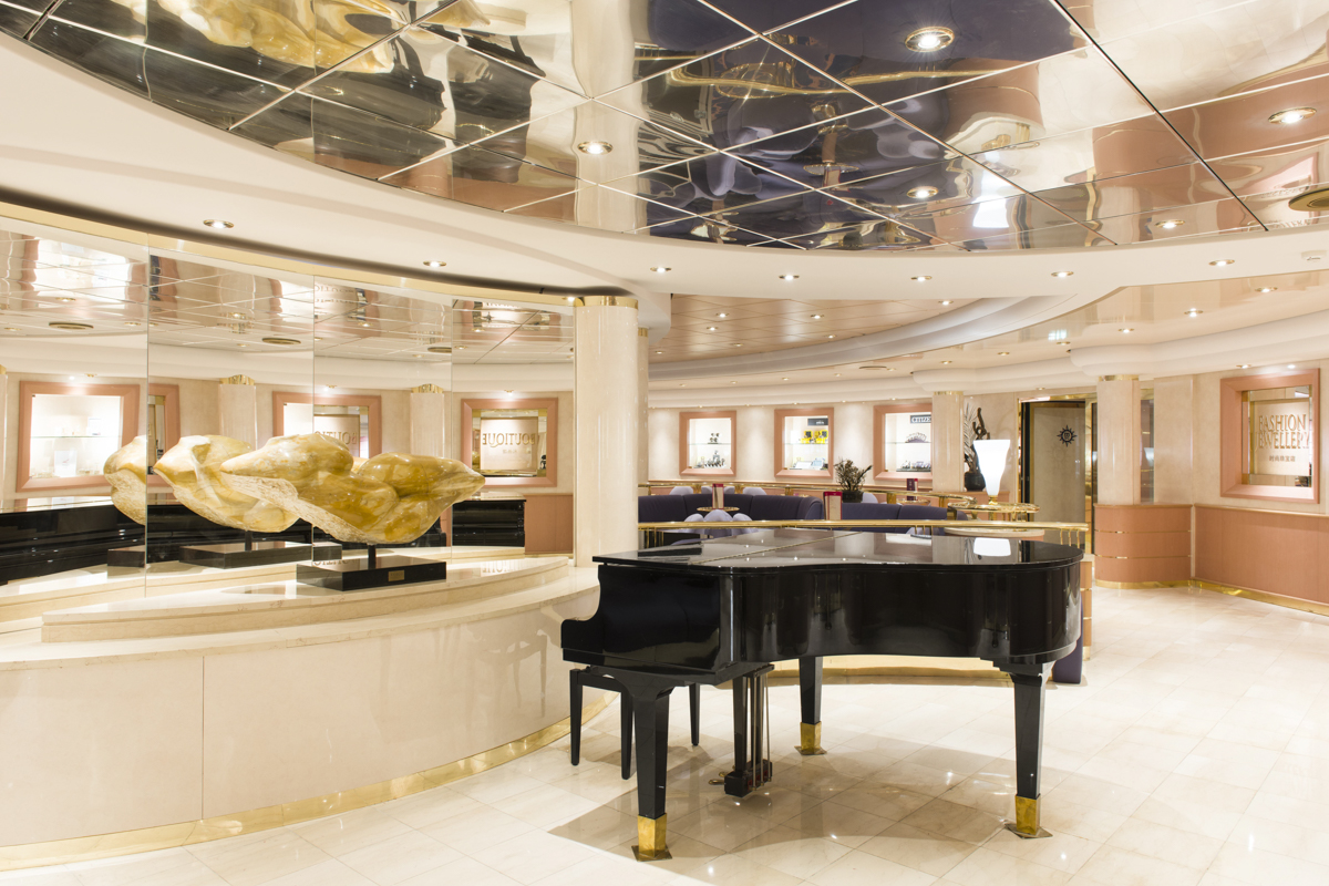 MSC Lirica 10