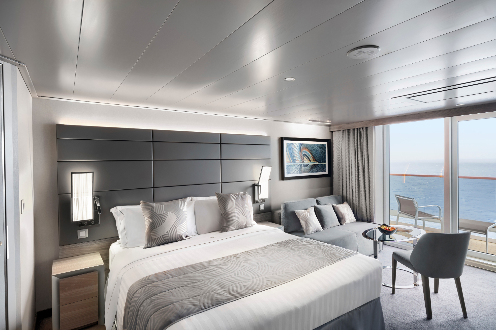 MSC World America 82