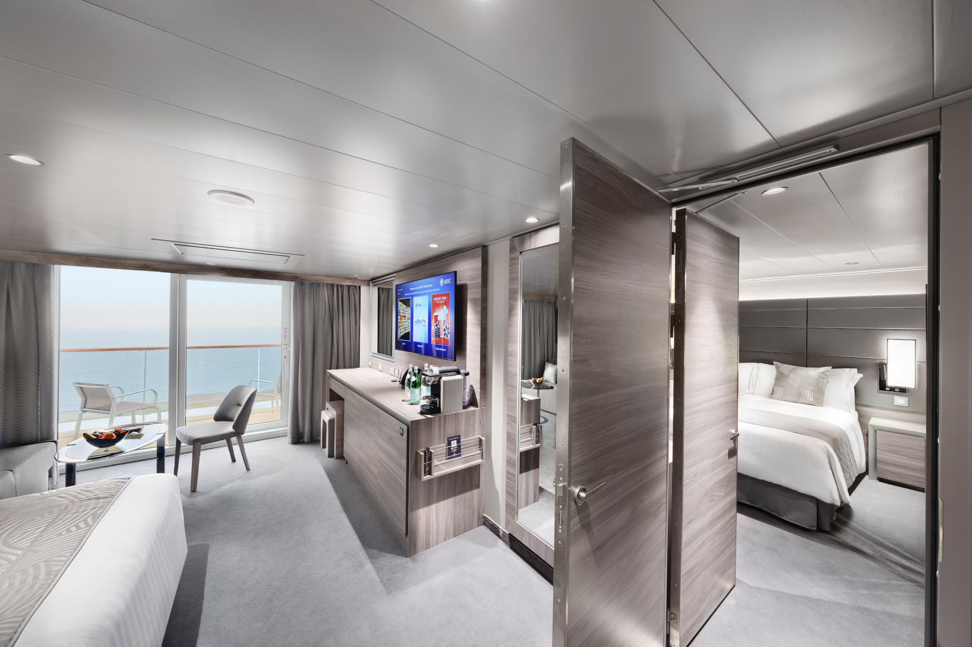 MSC World America 83