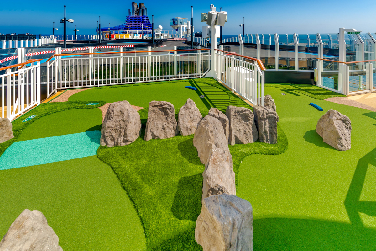Norwegian Bliss 33