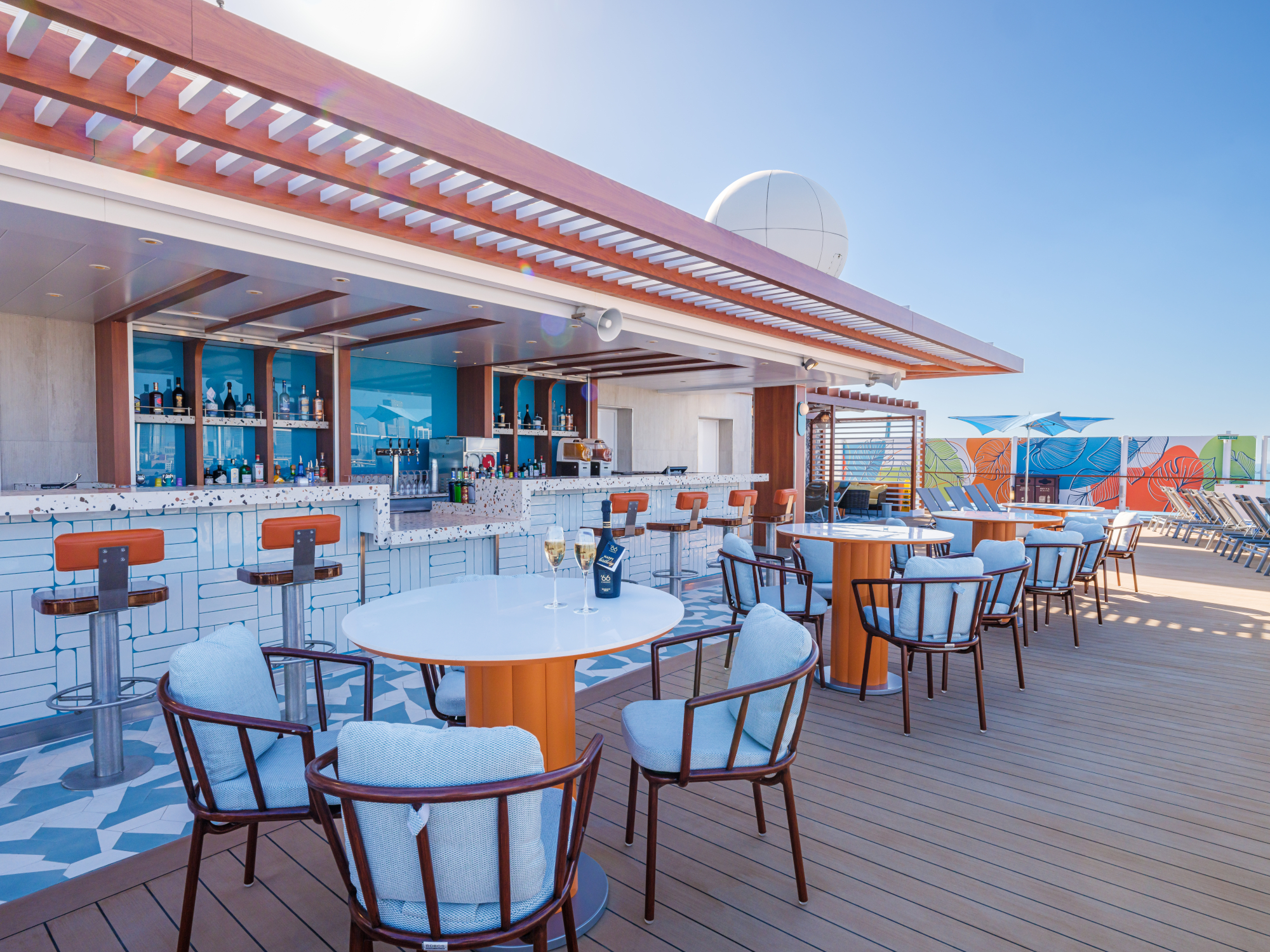 Norwegian Encore 24