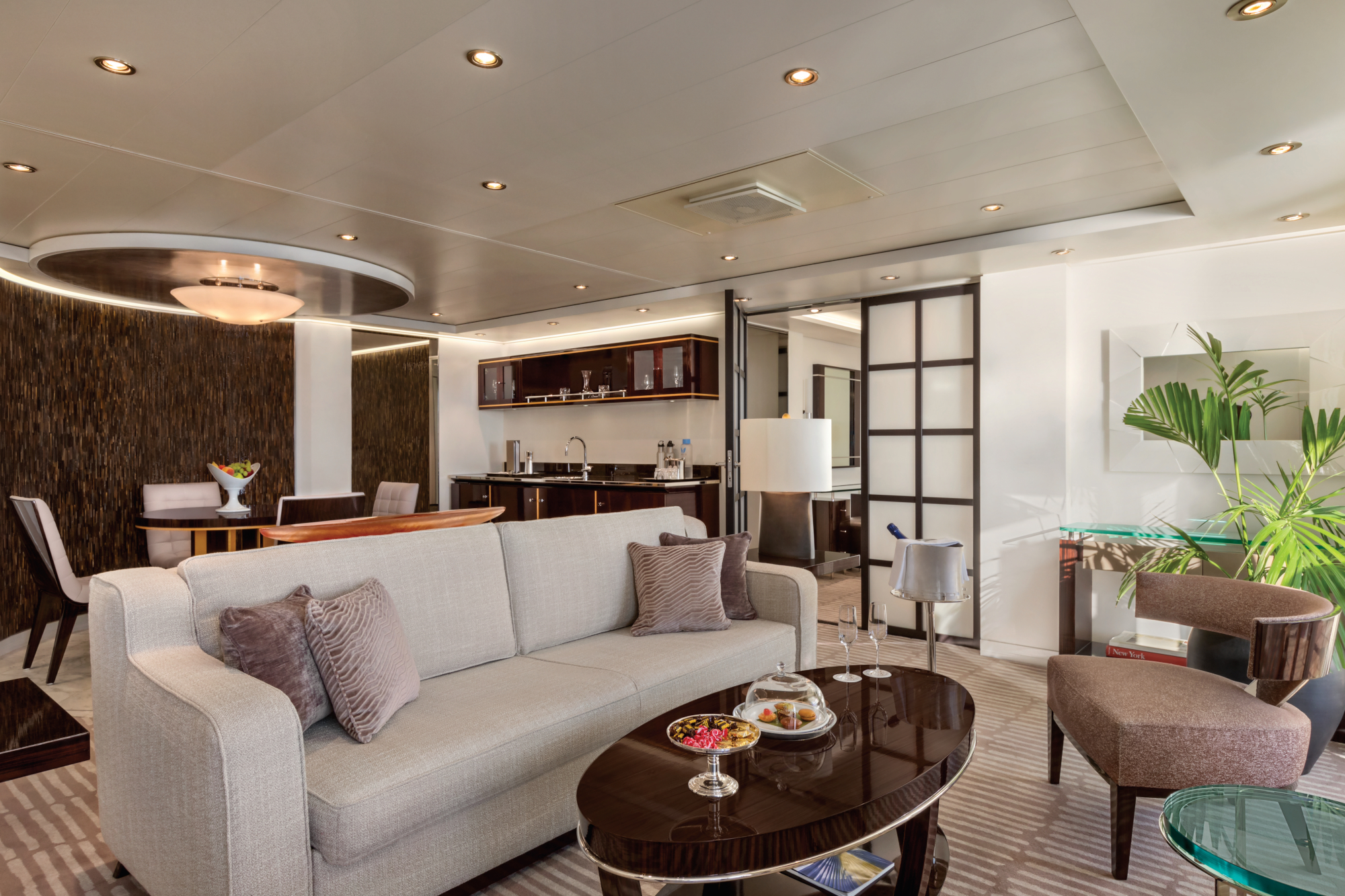Oceania Riviera 38