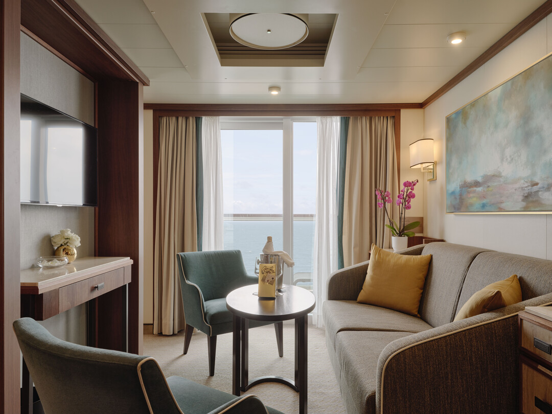 Britannia 38
