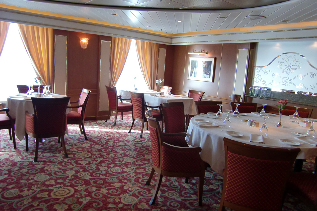 Island Princess 6