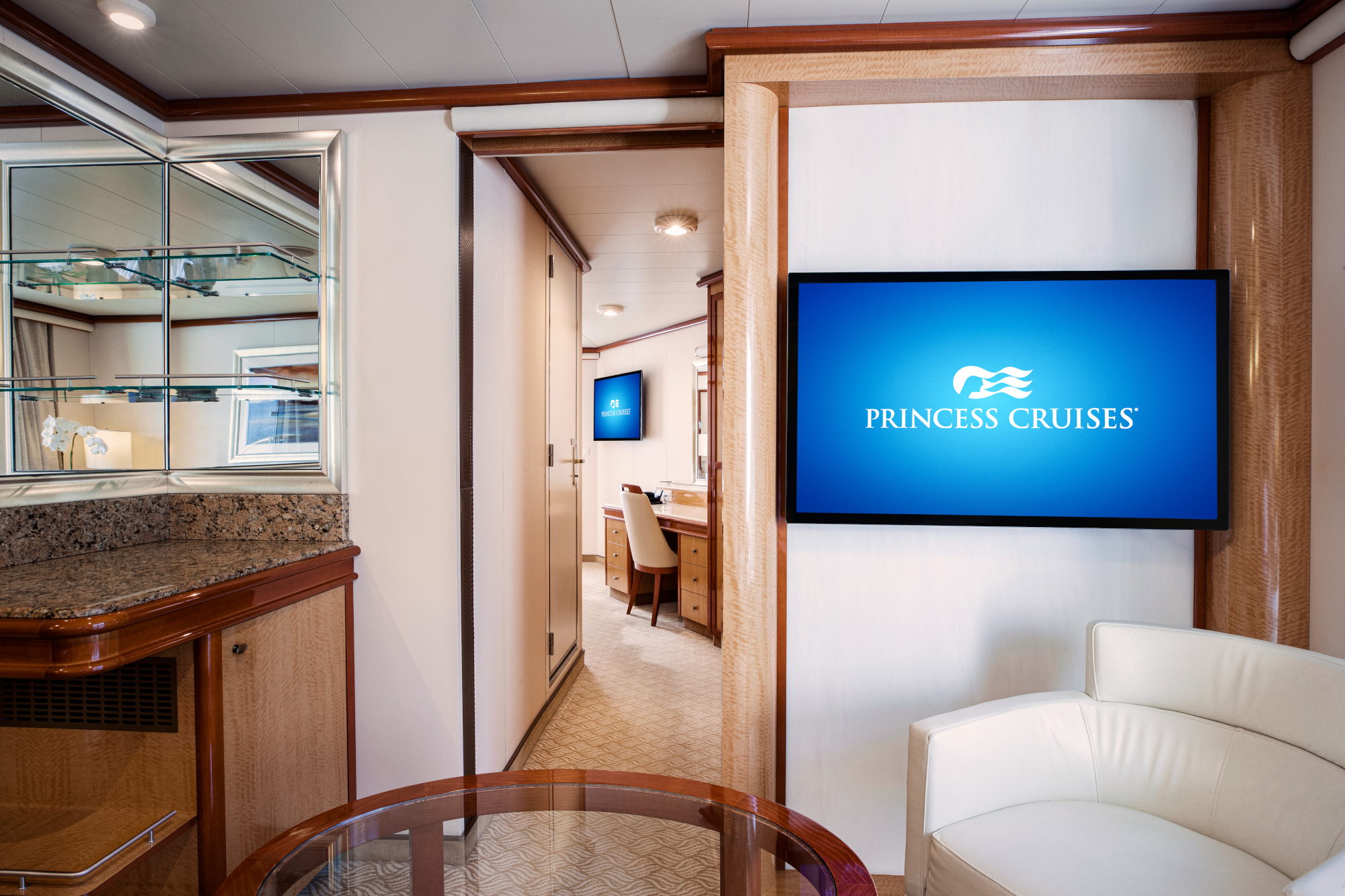 Royal Princess 33