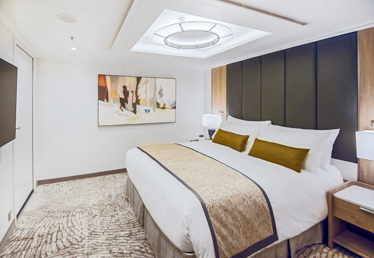 Sun Princess 32