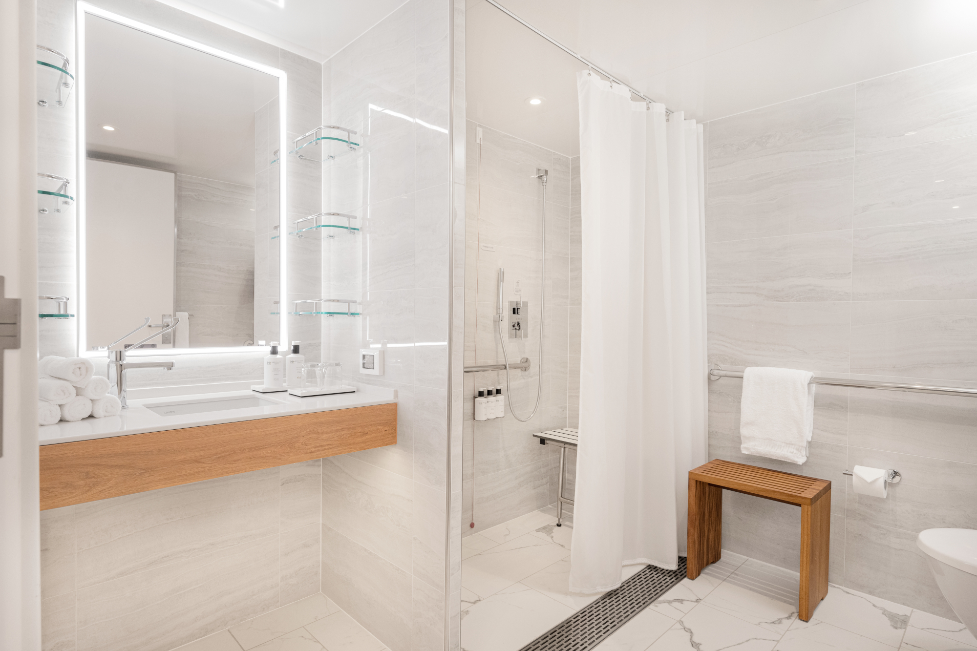 Sun Princess 35