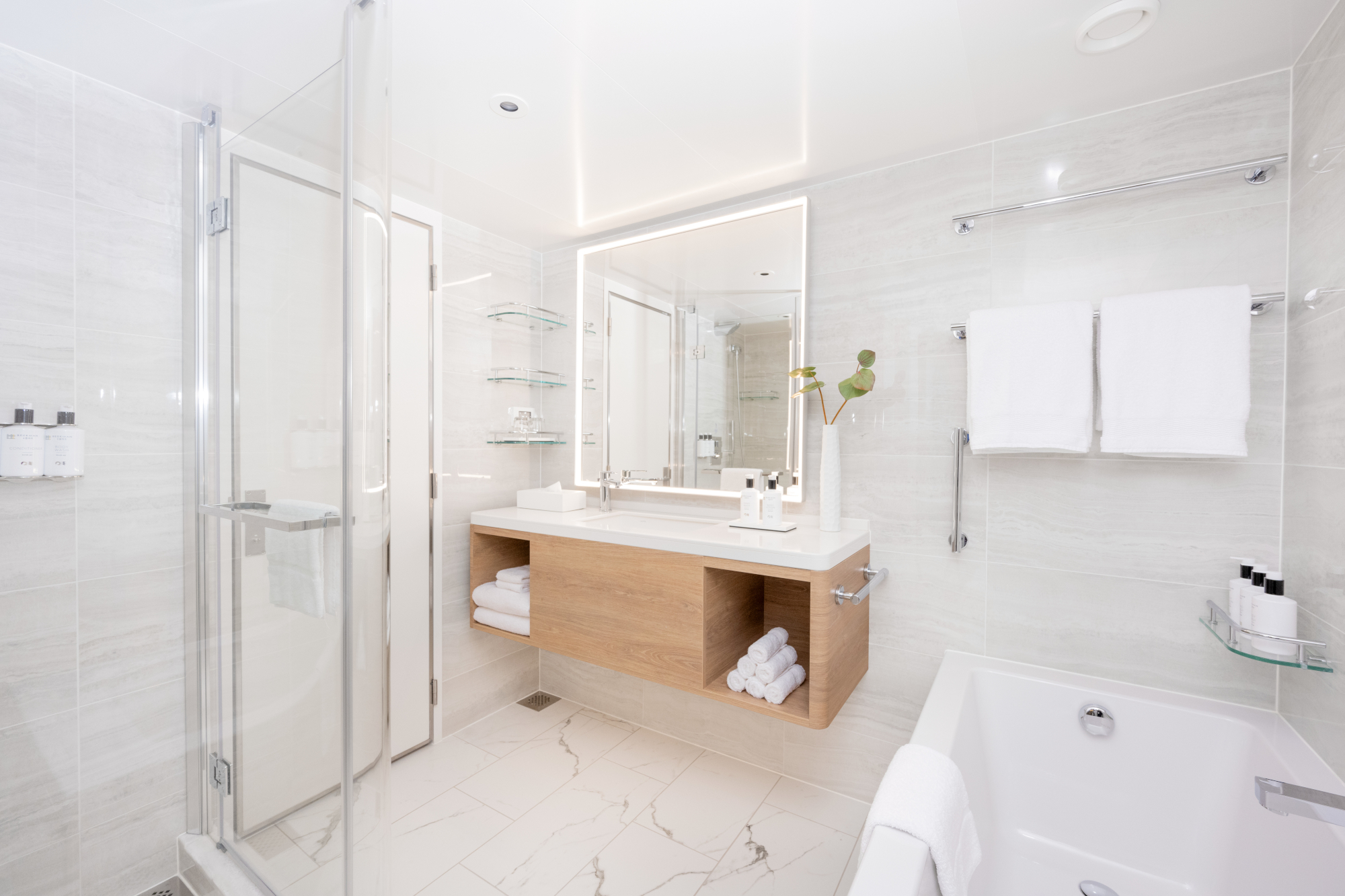 Sun Princess 40