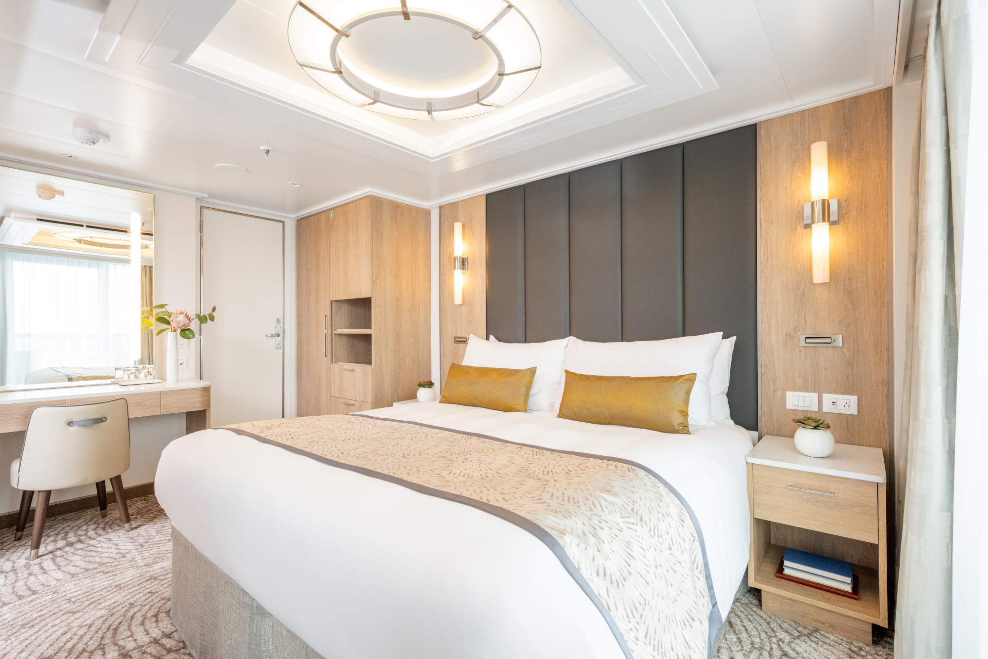 Sun Princess 42
