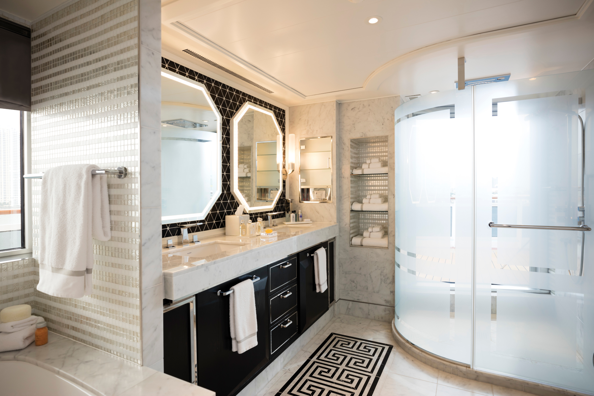 Seven Seas Explorer 35