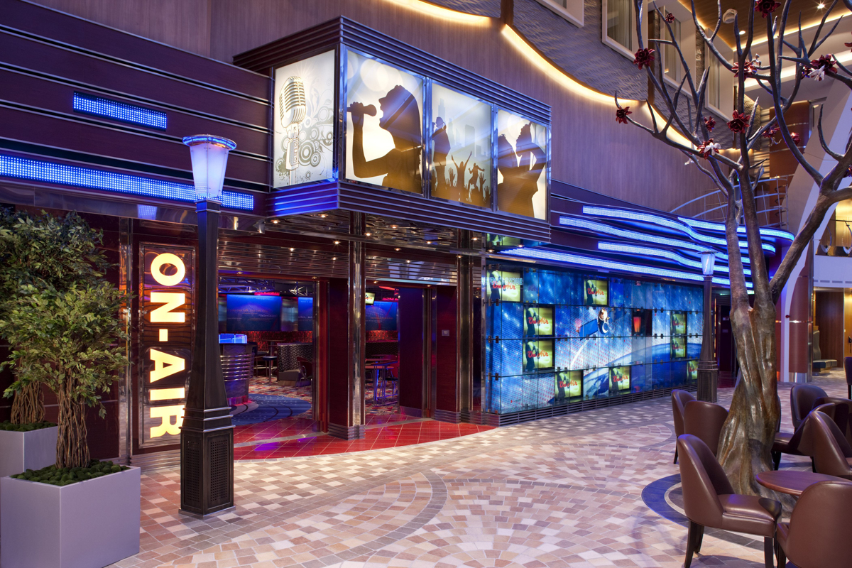 Allure of the Seas 19