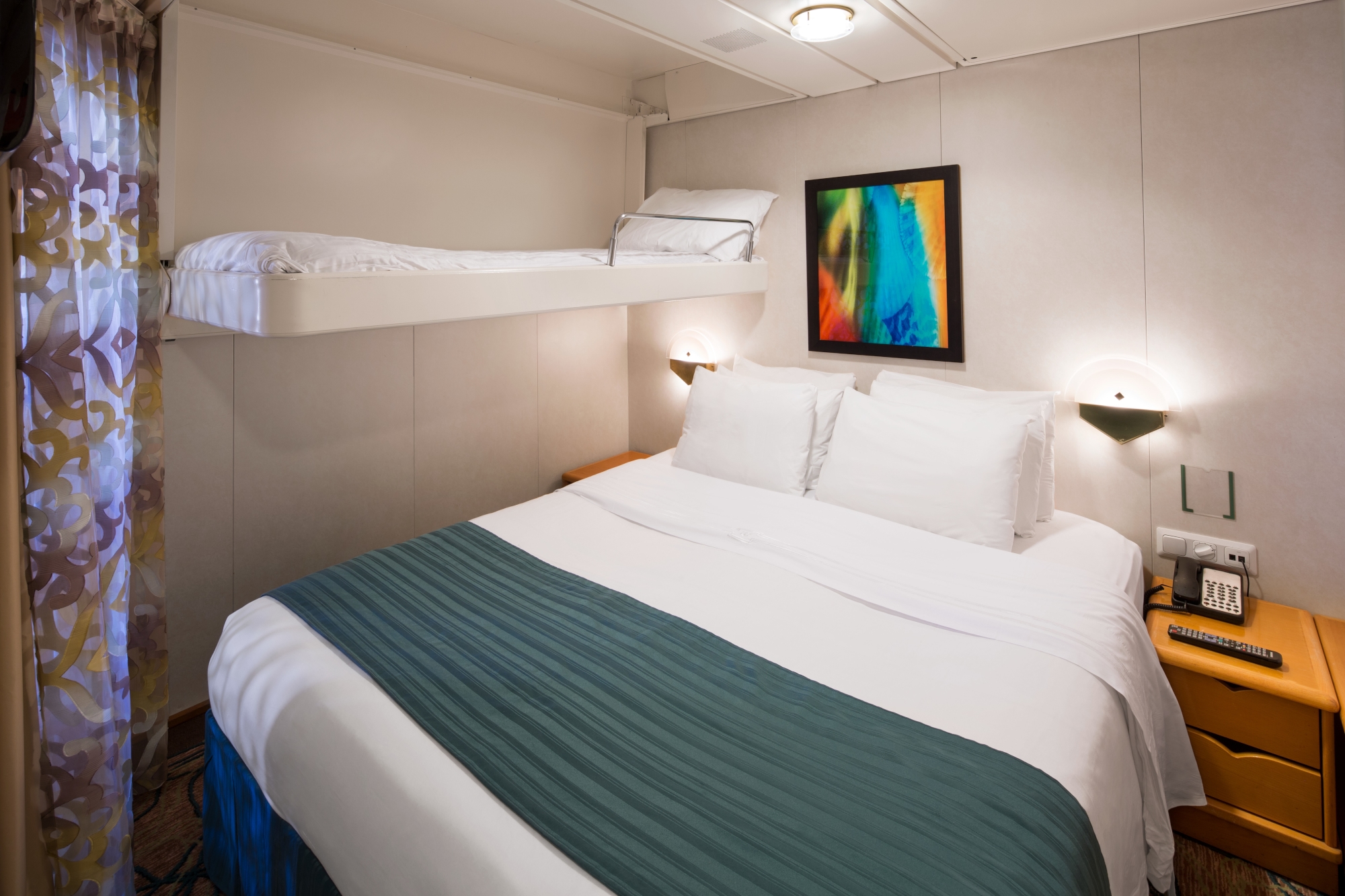 Enchantment of the Seas 24