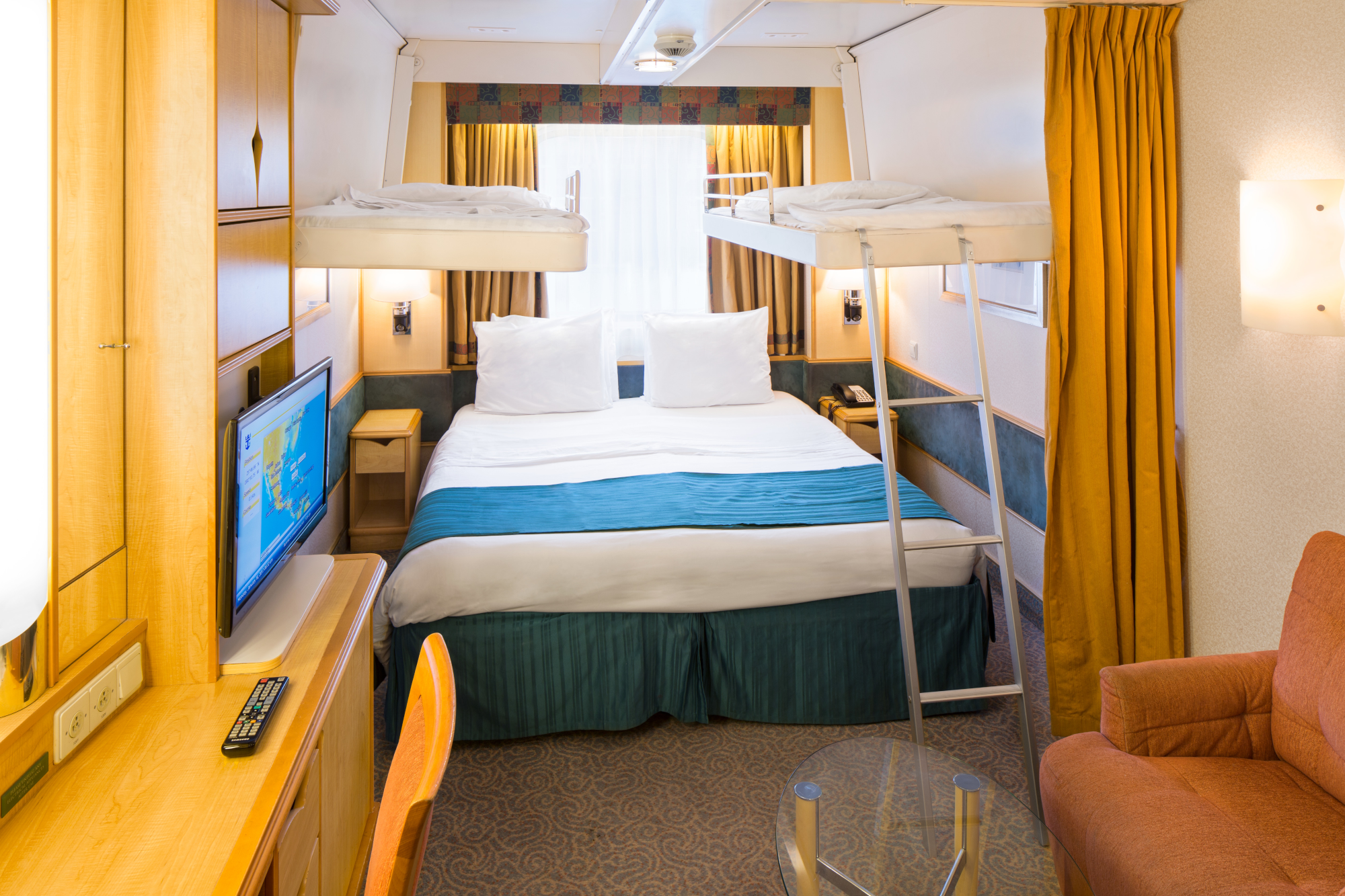 Enchantment of the Seas 16