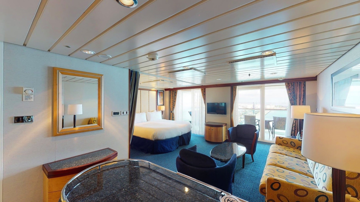 Independence of the Seas 27