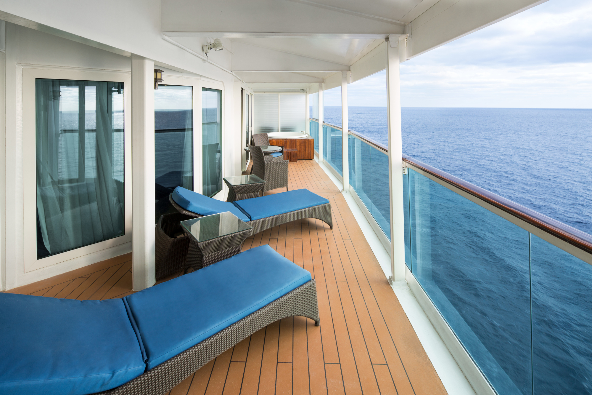 Independence of the Seas 37