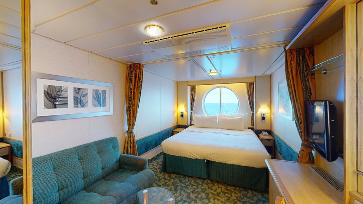 Independence of the Seas 24