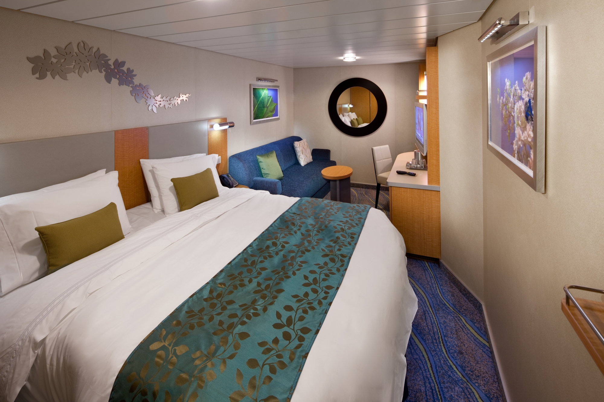 Oasis of the Seas 36