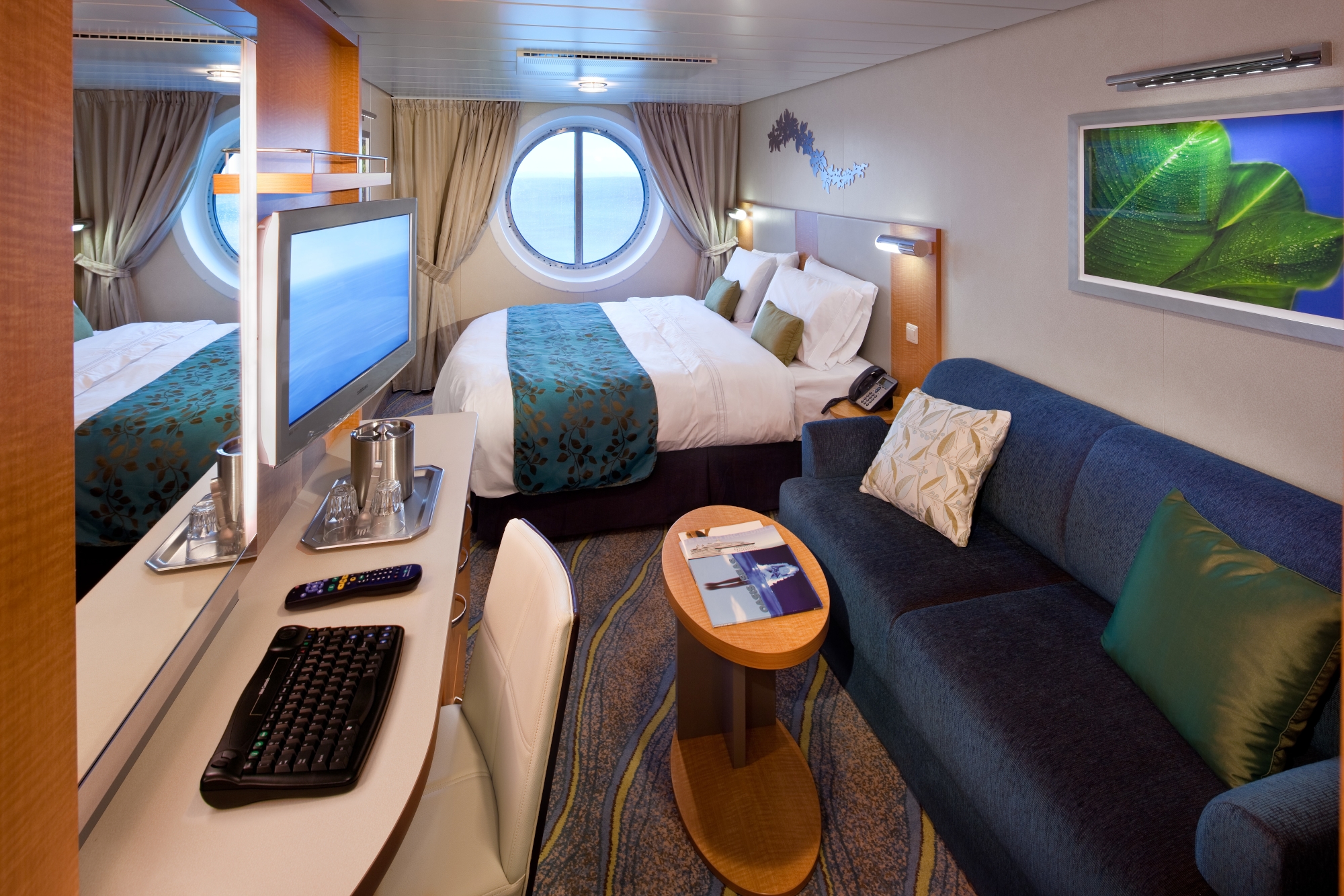 Oasis of the Seas 38