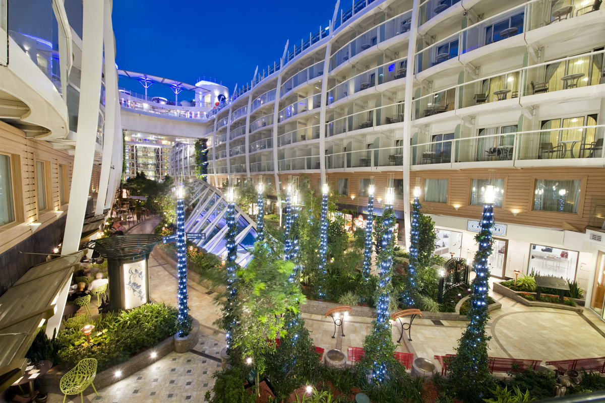 Oasis of the Seas 23